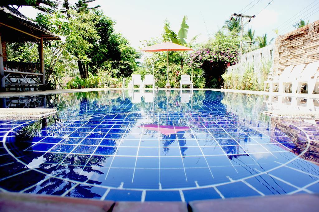 Ananas Samui Hostel Laem Set Beach