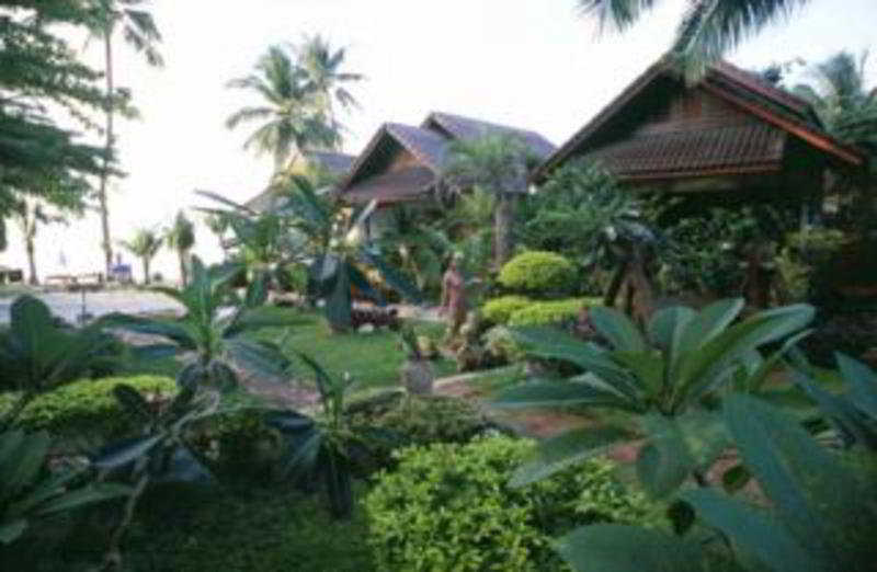 Salad - Sha Extra Resort Salad Beach
