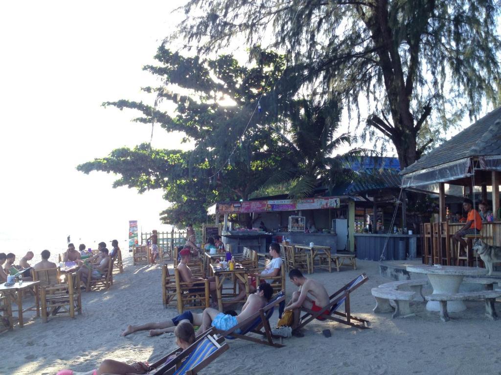 Siraya Beachfront Resort 3*
