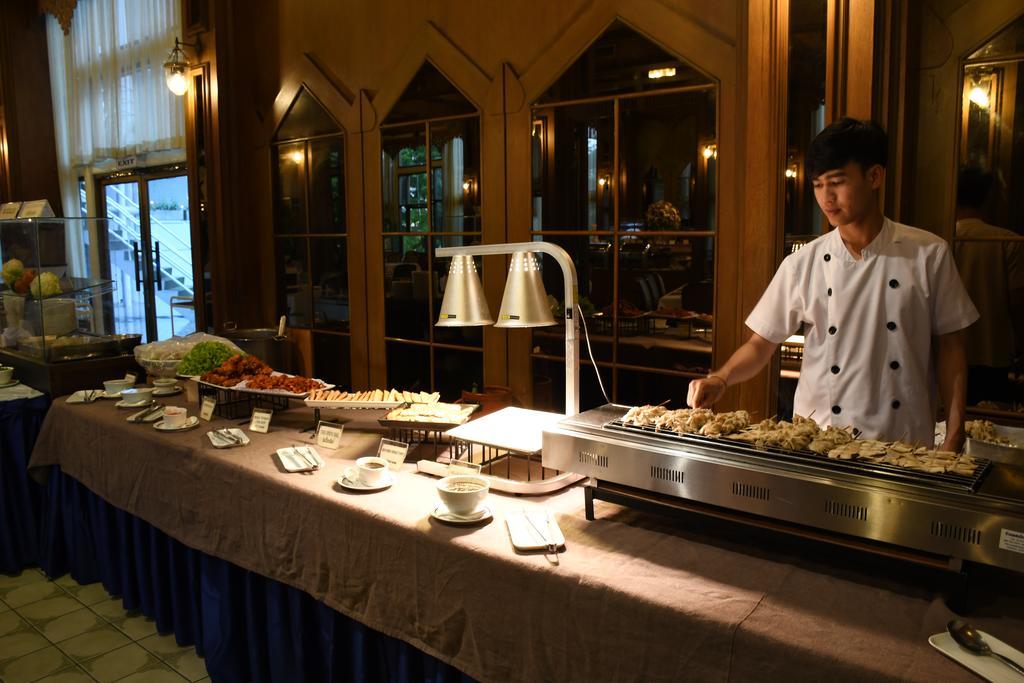 Wangcome Hotel 4*