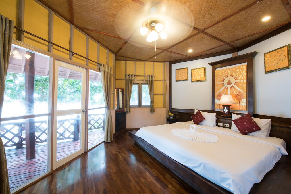 Coral Grand Resort