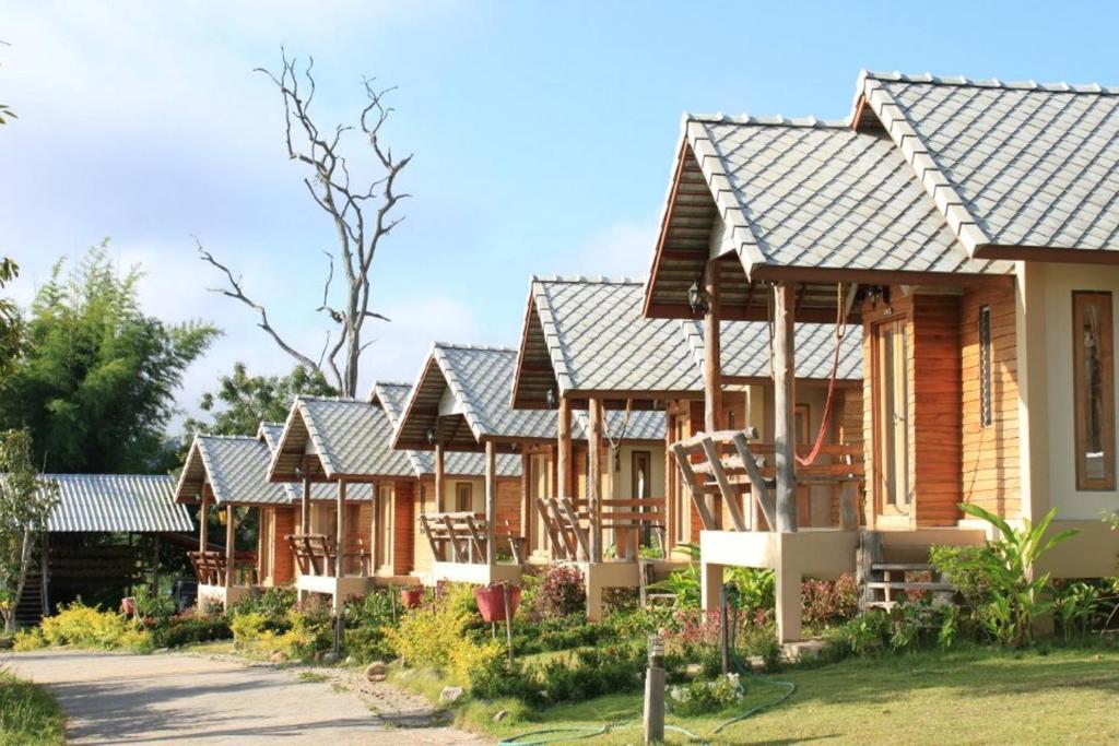 Iyara Resort