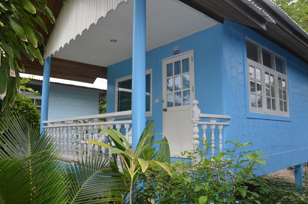 Guest house Bangrak Club