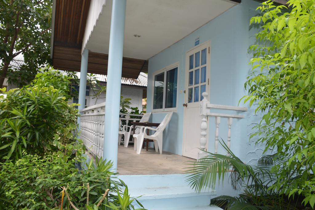 Guest house Bangrak Club 3*