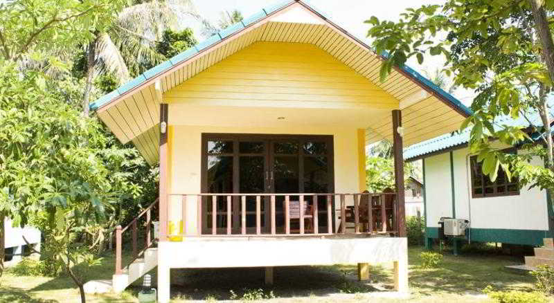 Resort Siraya Beachfront