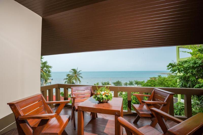 Mango Village Hotel 3*
