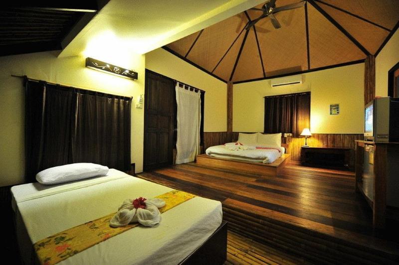 Hostel Chunut House