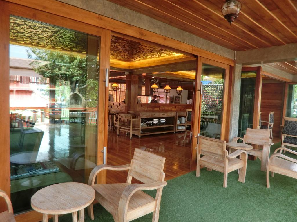 Hotel The Chaya And