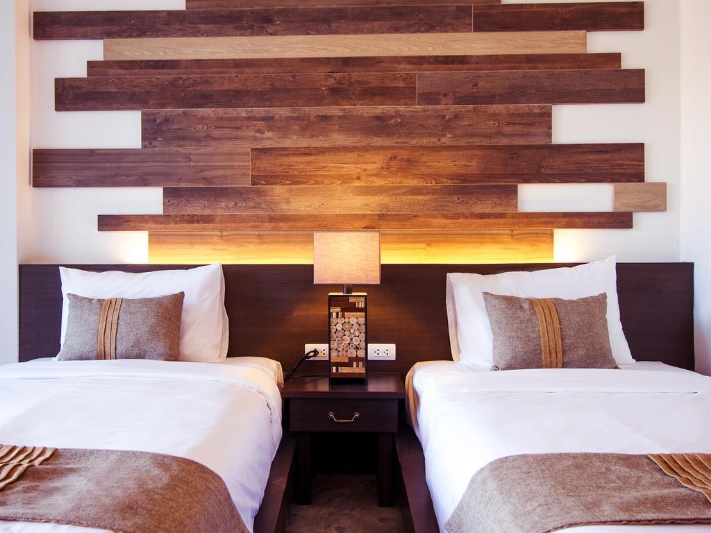 B2 Premier Hotel