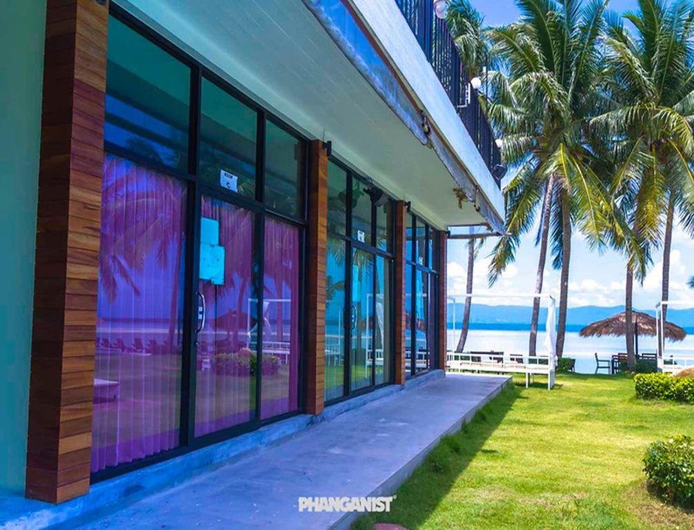 Infinity Club & Koh Phangan Hostel *