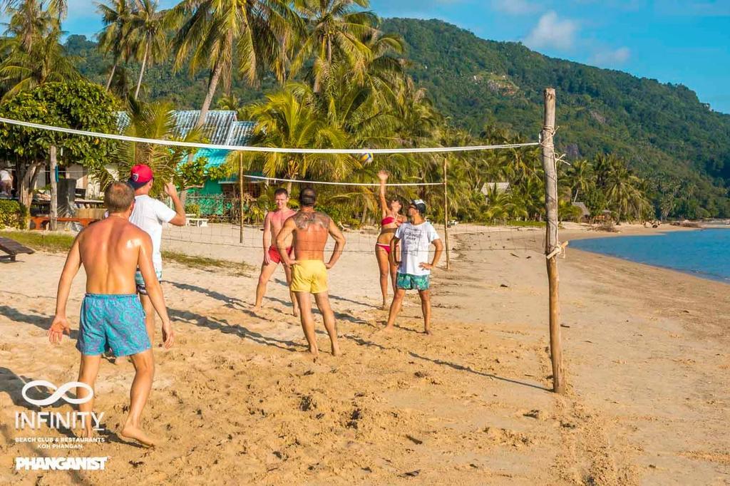 Infinity Club & Koh Phangan Hostel Baan Tai