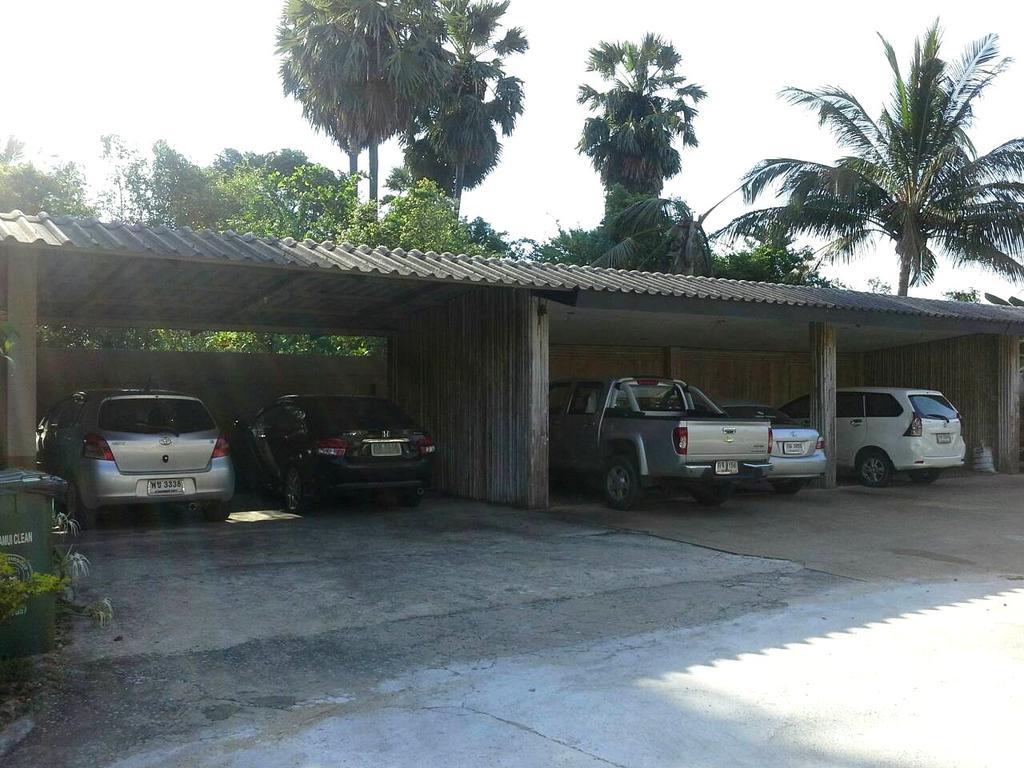 Resort Krisada 3*