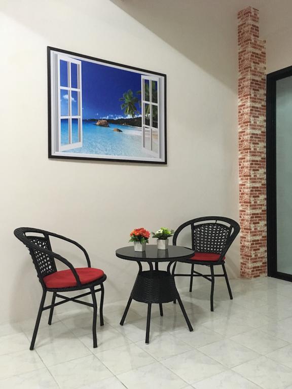 Breezy House Apartamento Praia de Jomtien