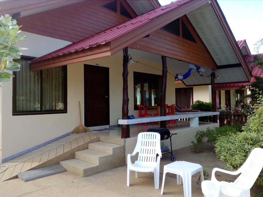 Happy House Ban Saen Suk Holiday home Thongsala