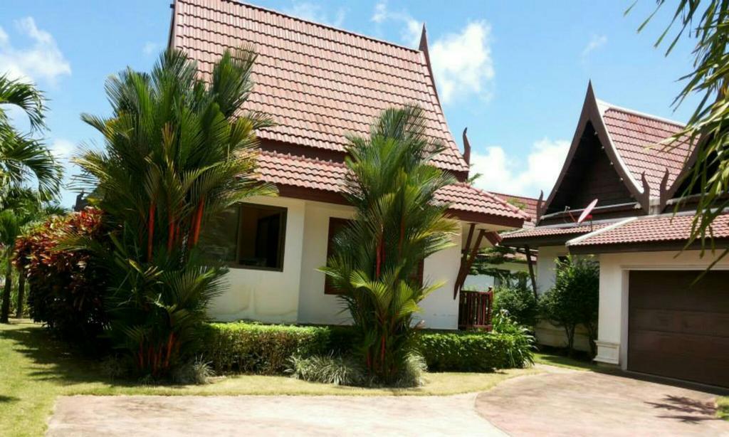 Lilly Villa *