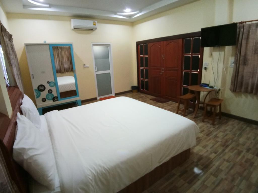 Baan Mek Lom Guest house 2*