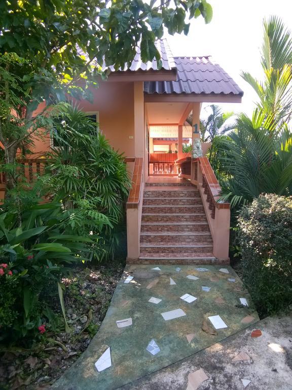 Guest house Baan Mek Lom