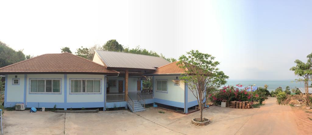Kohchang Fuengfah Guest house 2*