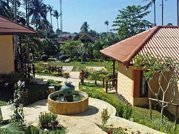 Paradise Resort