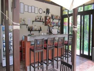 Ampha Place Hotel 3*
