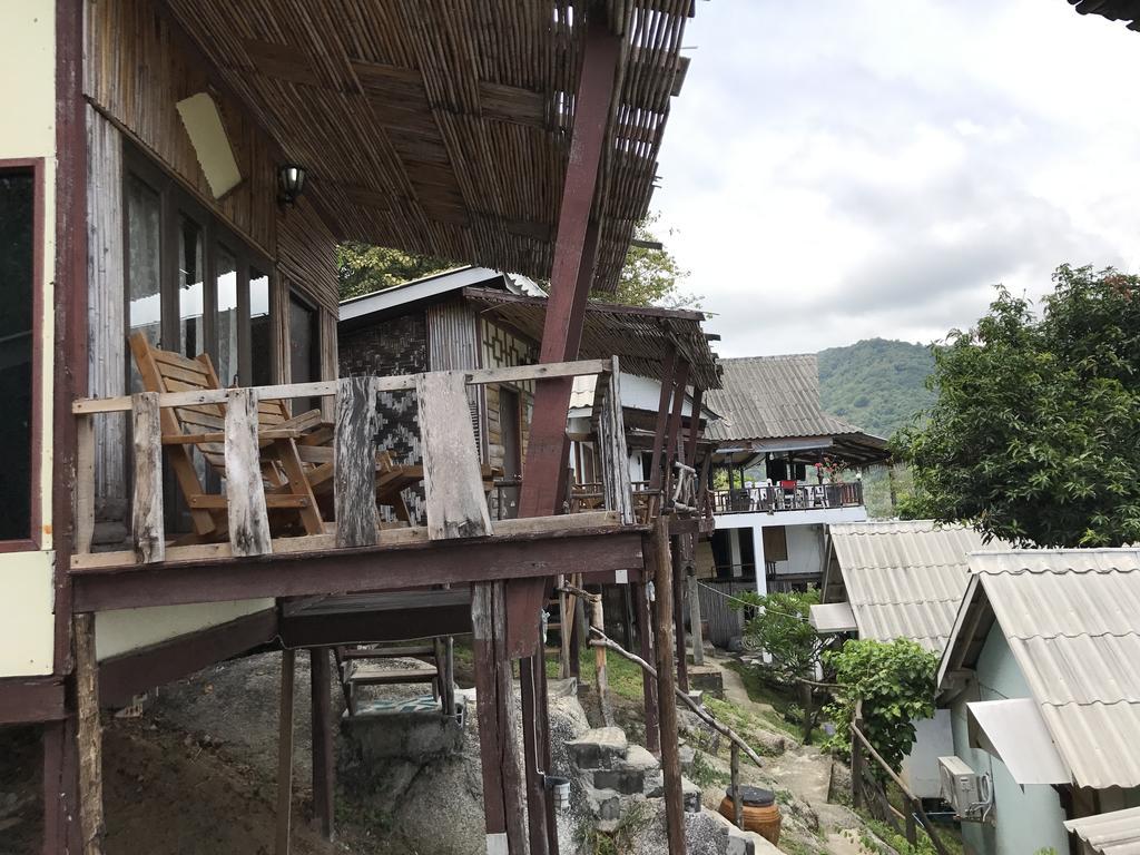 The Fifth Element - Full Moon Viewpoint Resort Ko Pha Ngan