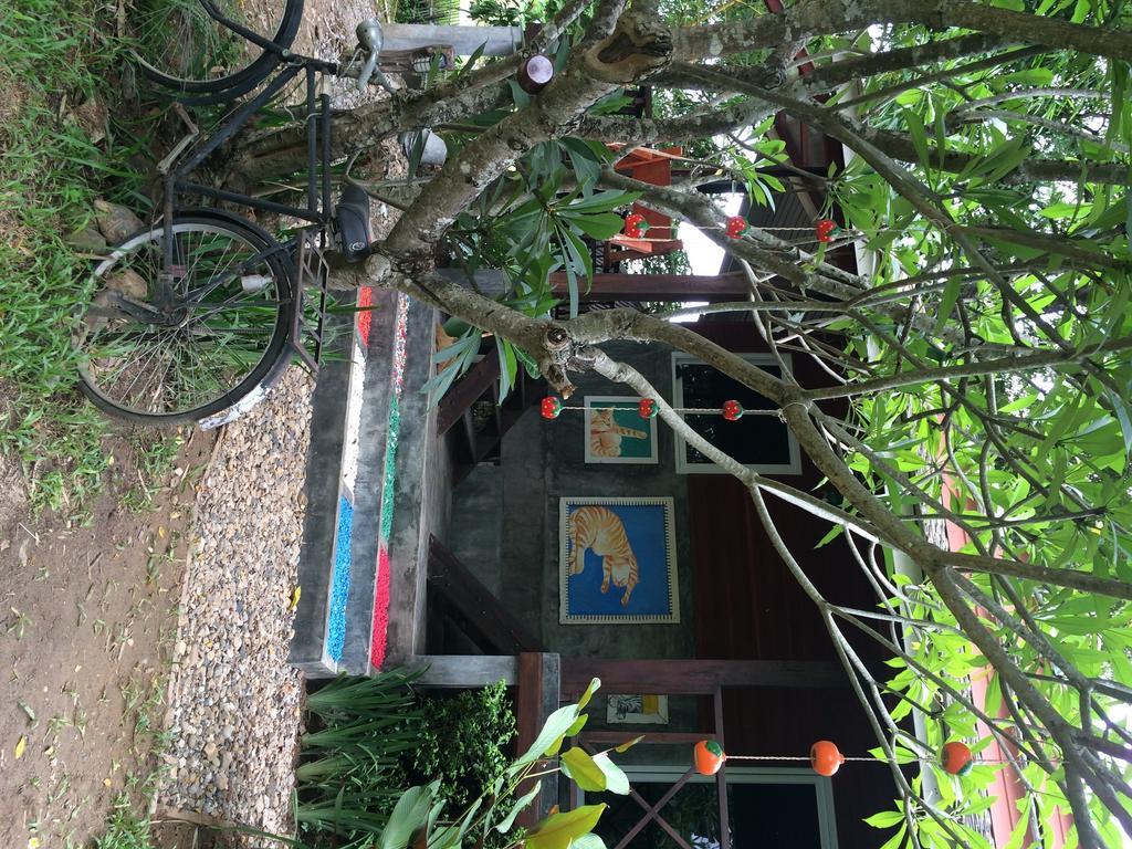 Sawasdeepai River Guest house