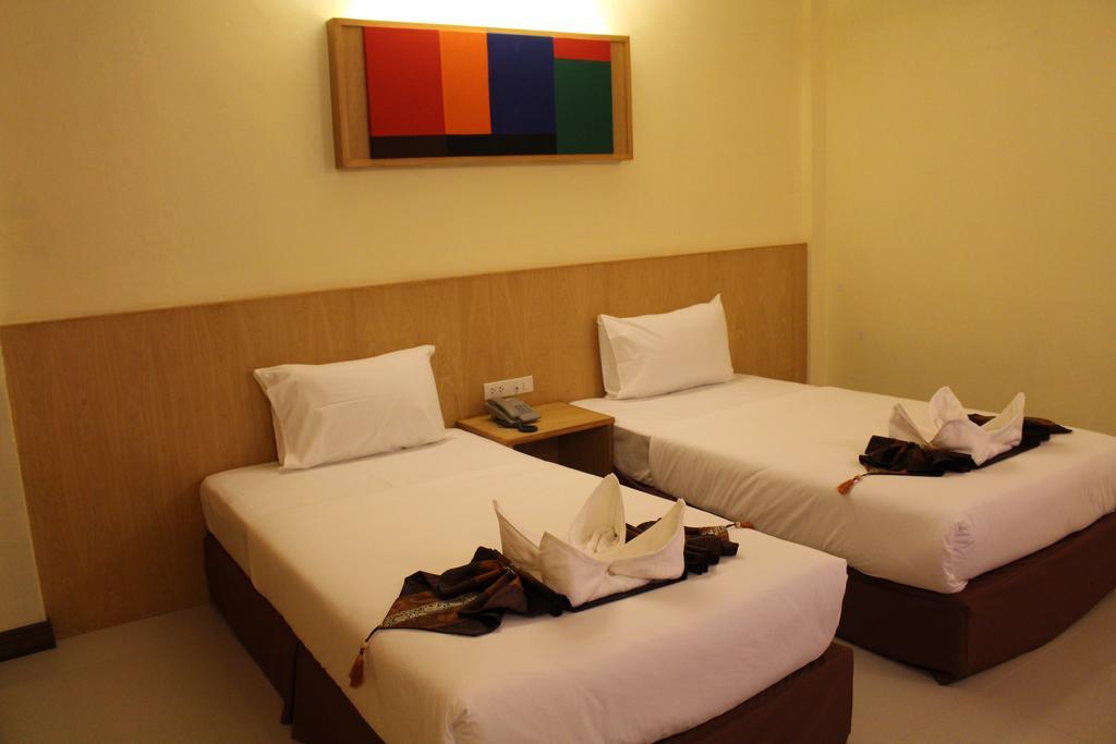 The Lephant Hotel 2*