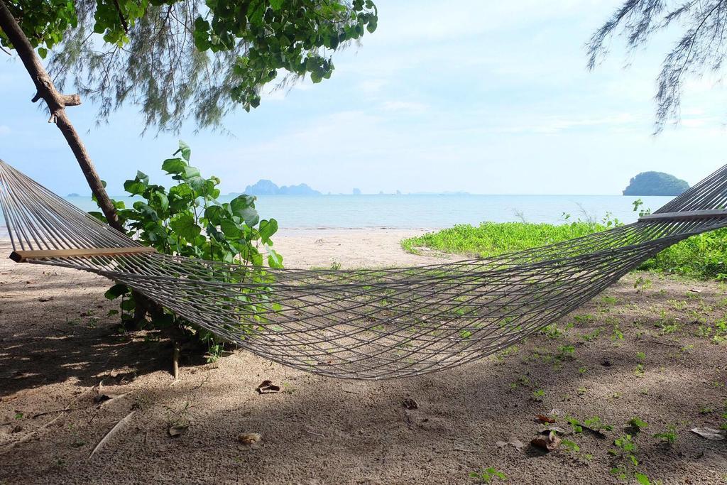 Sand Beach Bungalow Klong Muang Beach