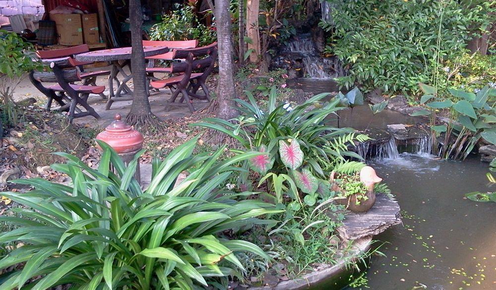 Naruncha House Guest house *