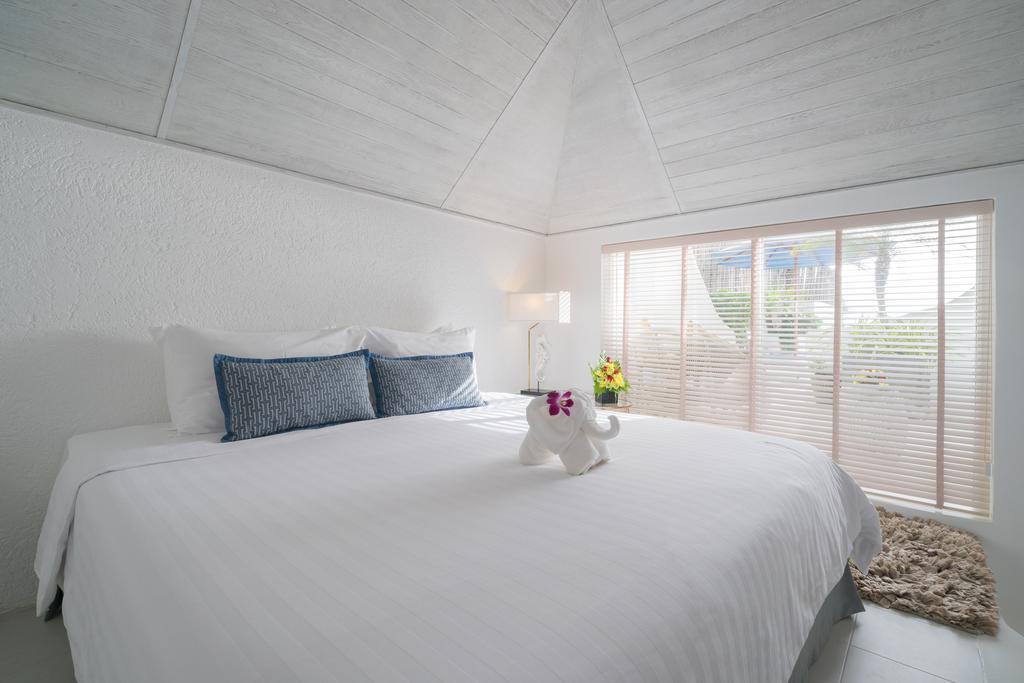 Ocean Breeze Khaolak Resort 4*