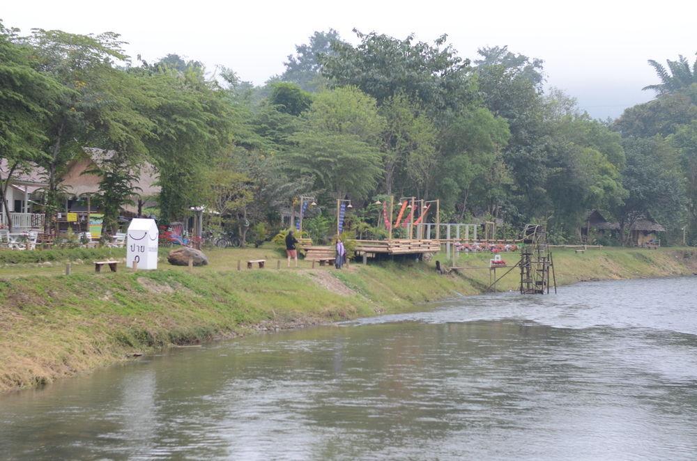 Baan Riverside Resort 3*