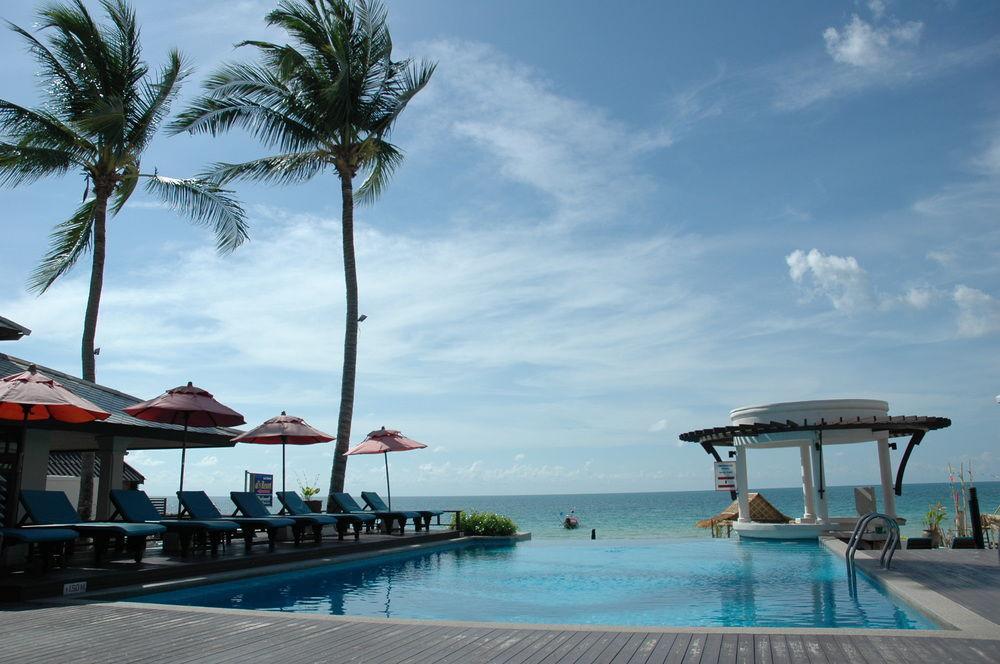 The Island & Hotel