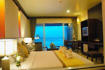The Island & Hotel