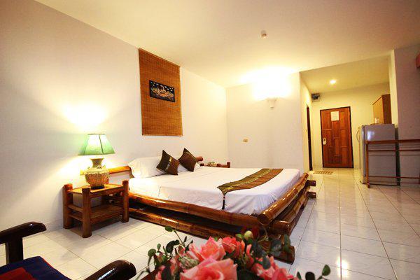 Eden Hotel Pattaya 2* Pattaya