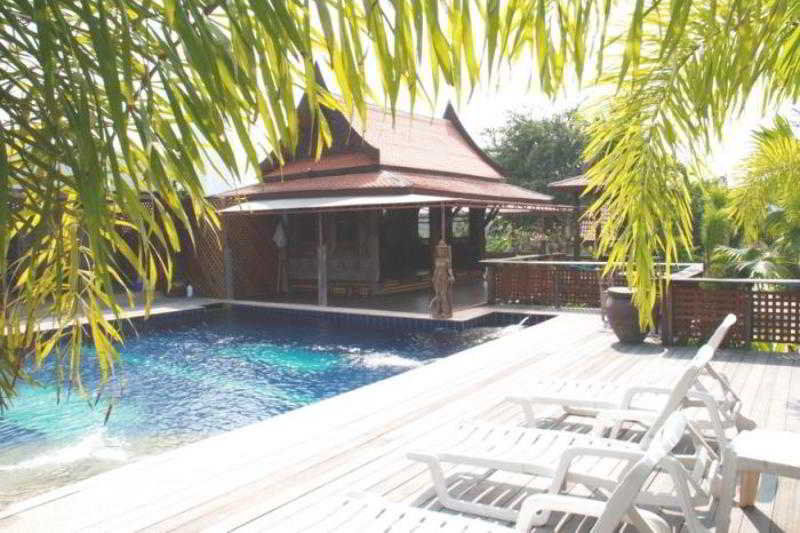 Resort Inrawadee