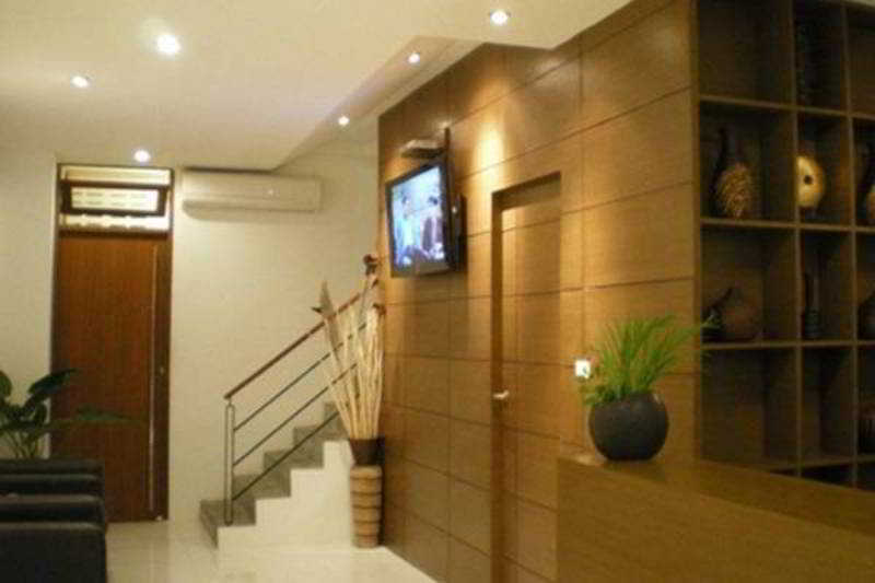 Hotel 5ive House 3*