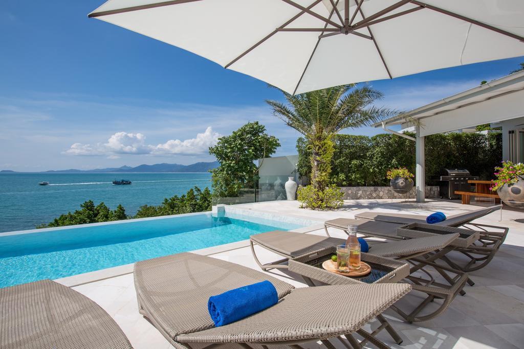 Villa Yo Barefoot Waterfront Luxury