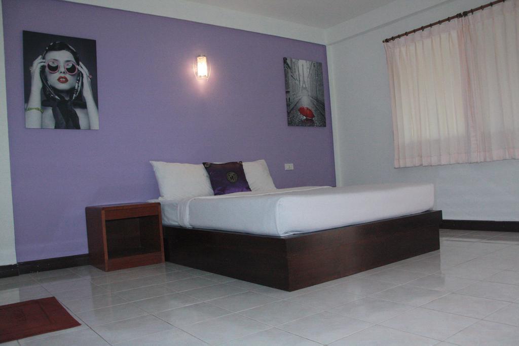 Forum House Hotel