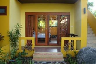 Mango Village Maret
