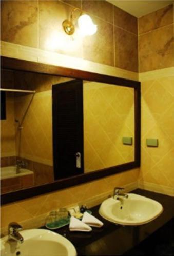 Resort Assaradevi & 4*