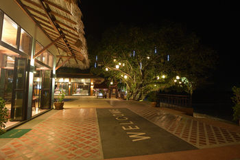 Long & Villa-sha Extra 3* Phi Phi Don