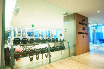 New Season Square Hotel 4*