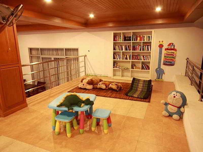 Samui First House 3* Chaweng (Koh Samui)