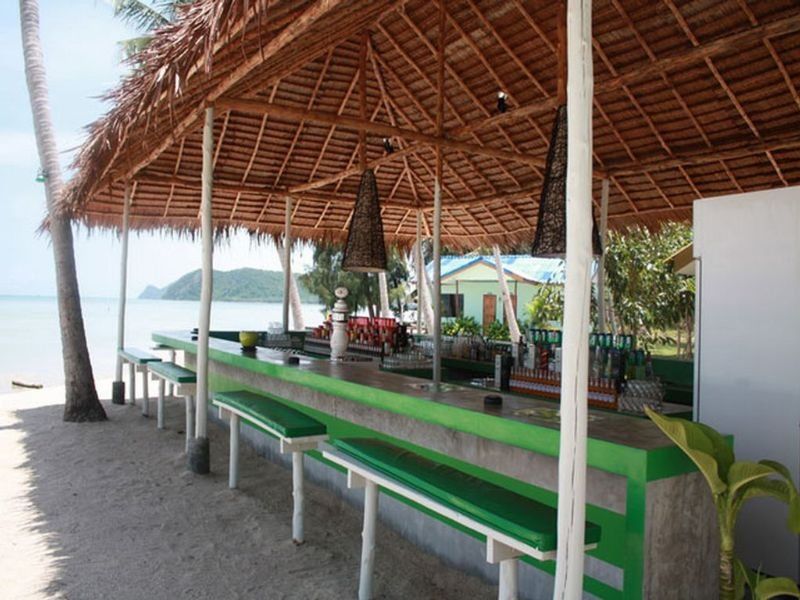 Lime N Soda Beachfront Thongsala