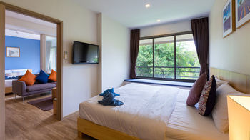 Baan Sanngarm Beachfront Hotel