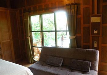 Hotel Jj &