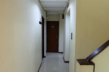 Business Inn 3*