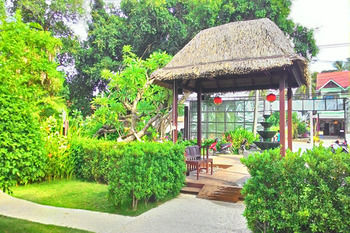 Guest house Bangrak Club 3*