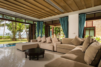 Villa Amatapura Beach 12 *