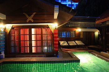 Jomtien Pattaya Pool By Nidnoy *